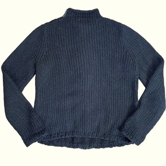 LL Bean Mohair/Wool Black/Gray Cable Knit Sweater Sz M - Picture 2 of 6